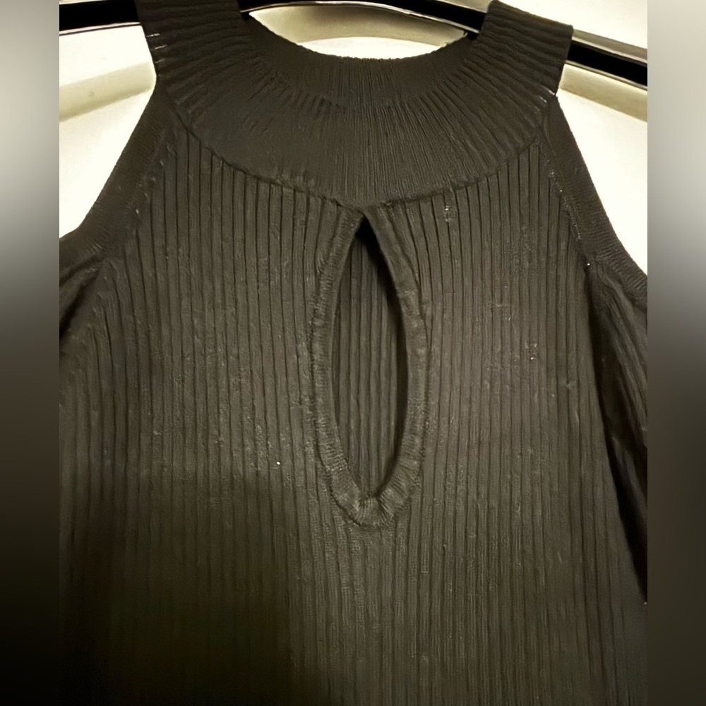 Guess sweater dress - Picture 2 of 3